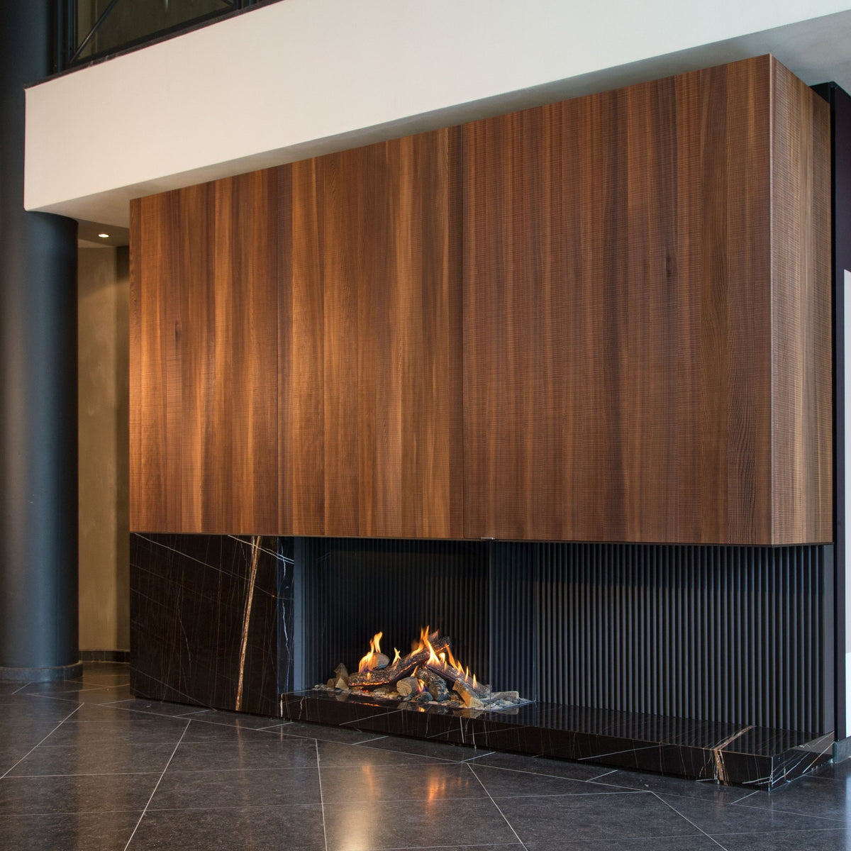 Kalfire GP110/75C 2-sidig,Høyre, LPG, prestisje brenner, sort bakplate, 3cm trim, ø130/200